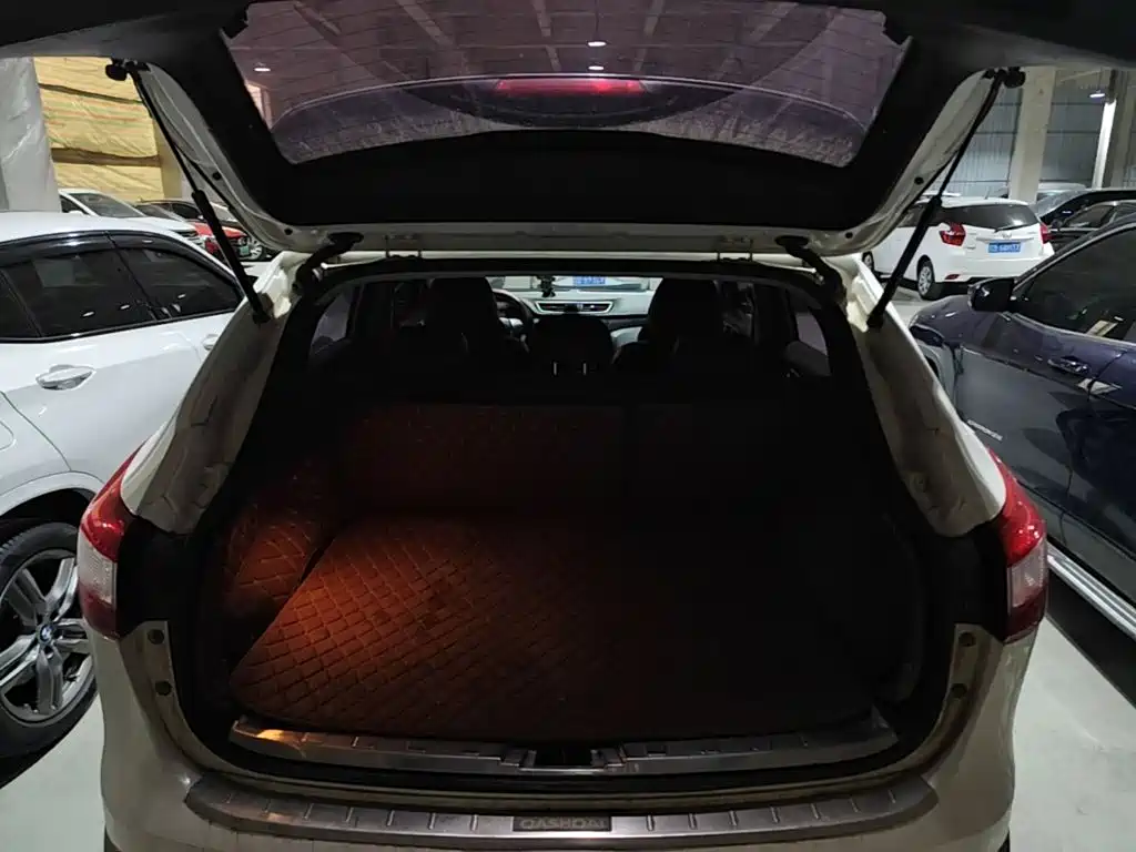 Nissan Qashqai — миниатюра 22
