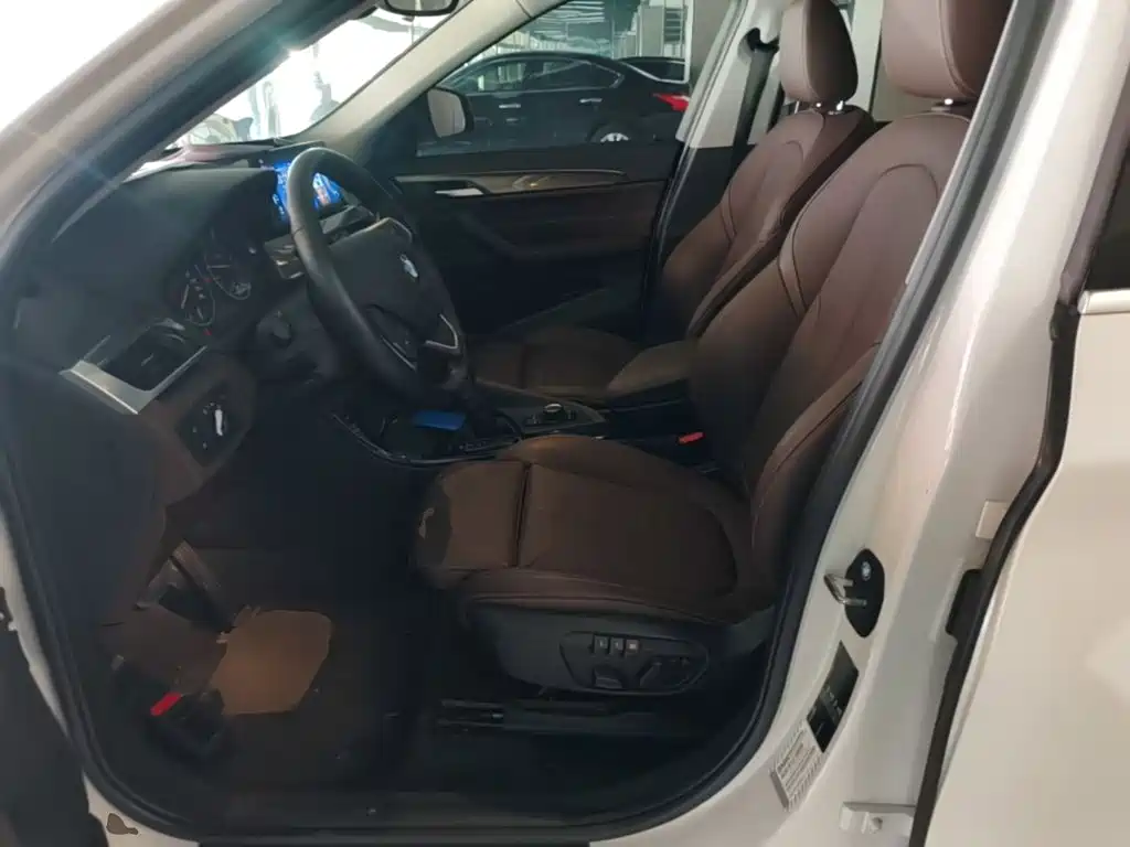 BMW X1 — миниатюра 15