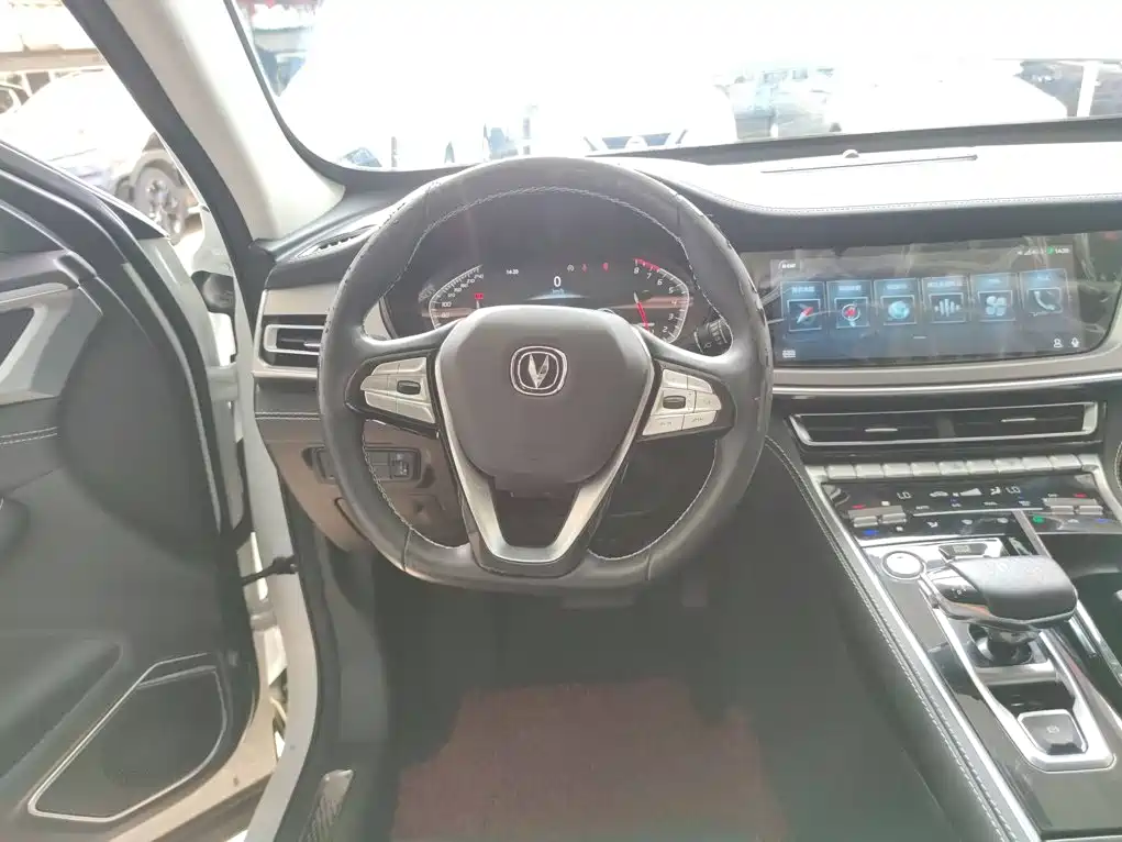 Changan CS85 COUPE — миниатюра 11
