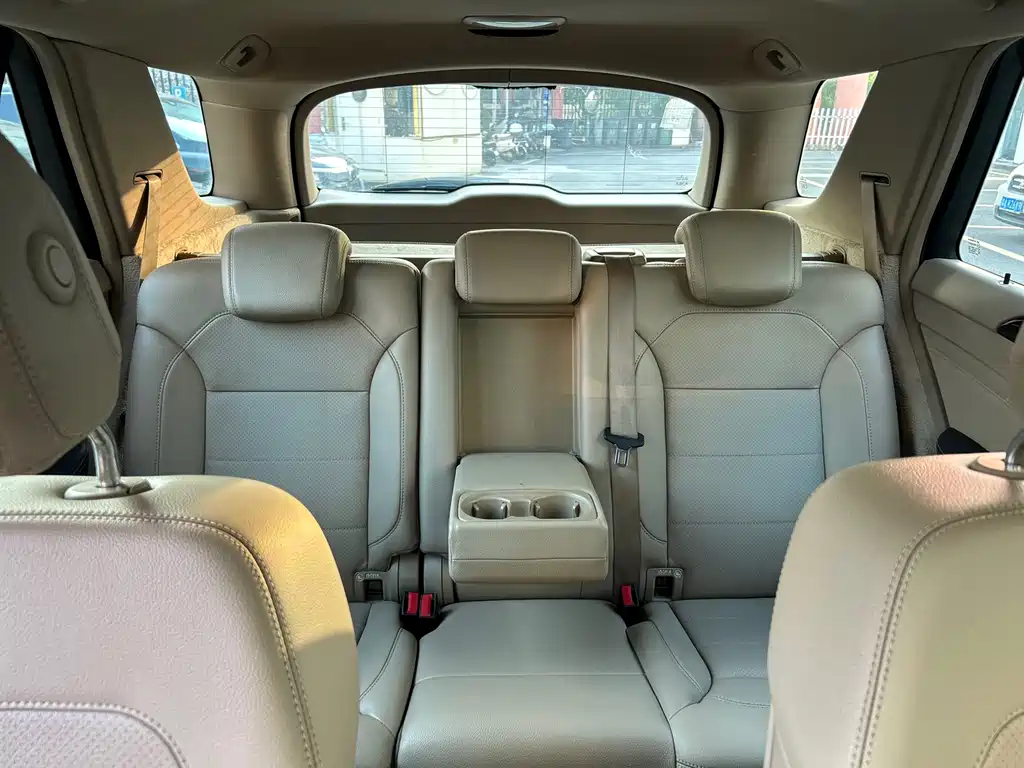 Mercedes-Benz M-Class — миниатюра 42