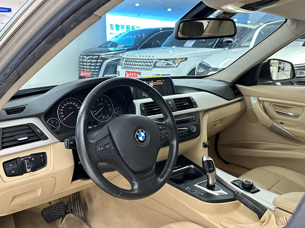 BMW 3 Series — миниатюра 8