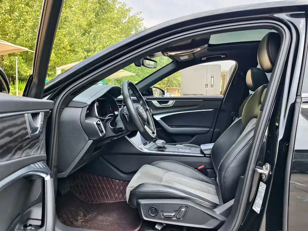 Audi A6L — миниатюра 5