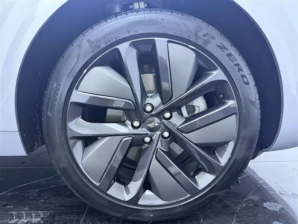 Li Auto Li L6 — миниатюра 18