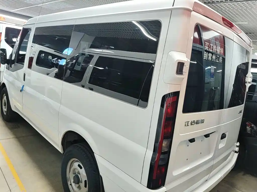 JMC JMC Fushun — миниатюра 5