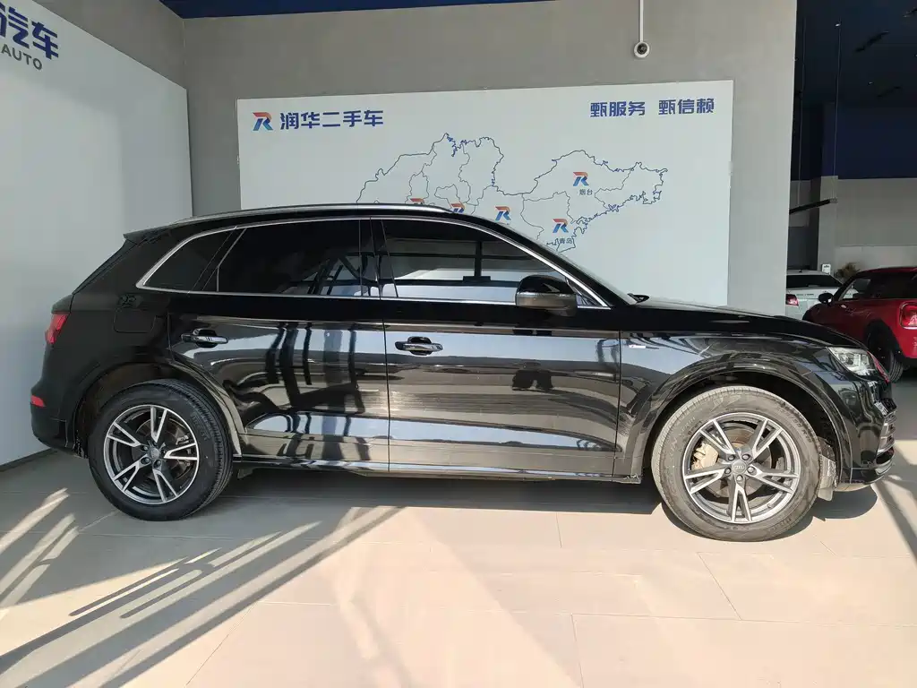 Audi Q5L — миниатюра 3