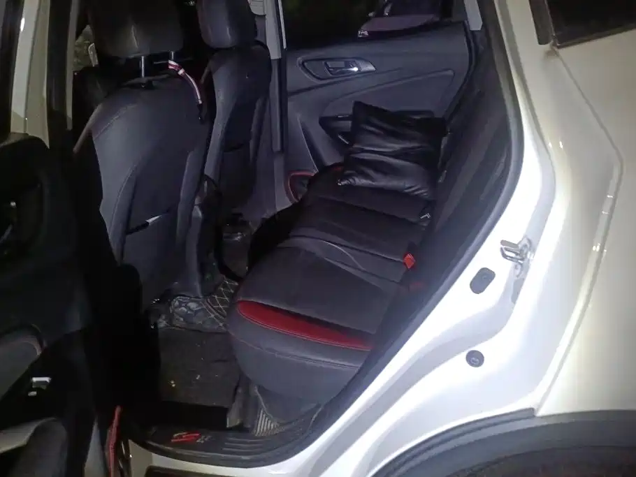 Changan CS15 — миниатюра 11
