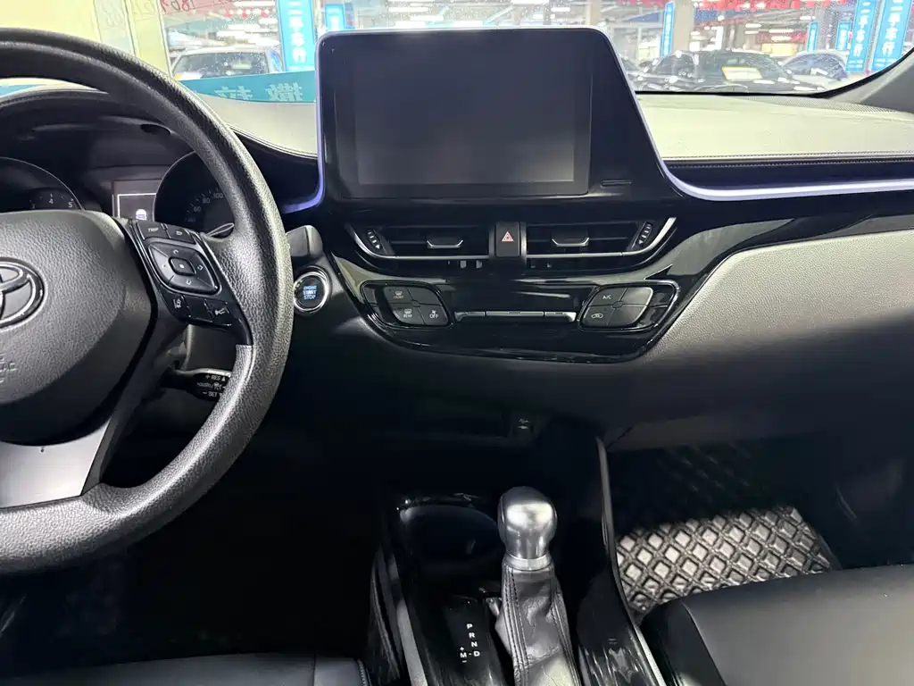 Toyota C-HR — миниатюра 14