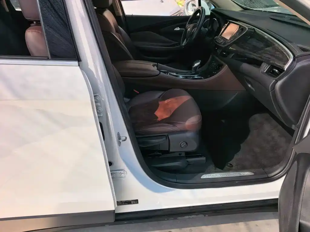 Buick Envision Plus — миниатюра 25