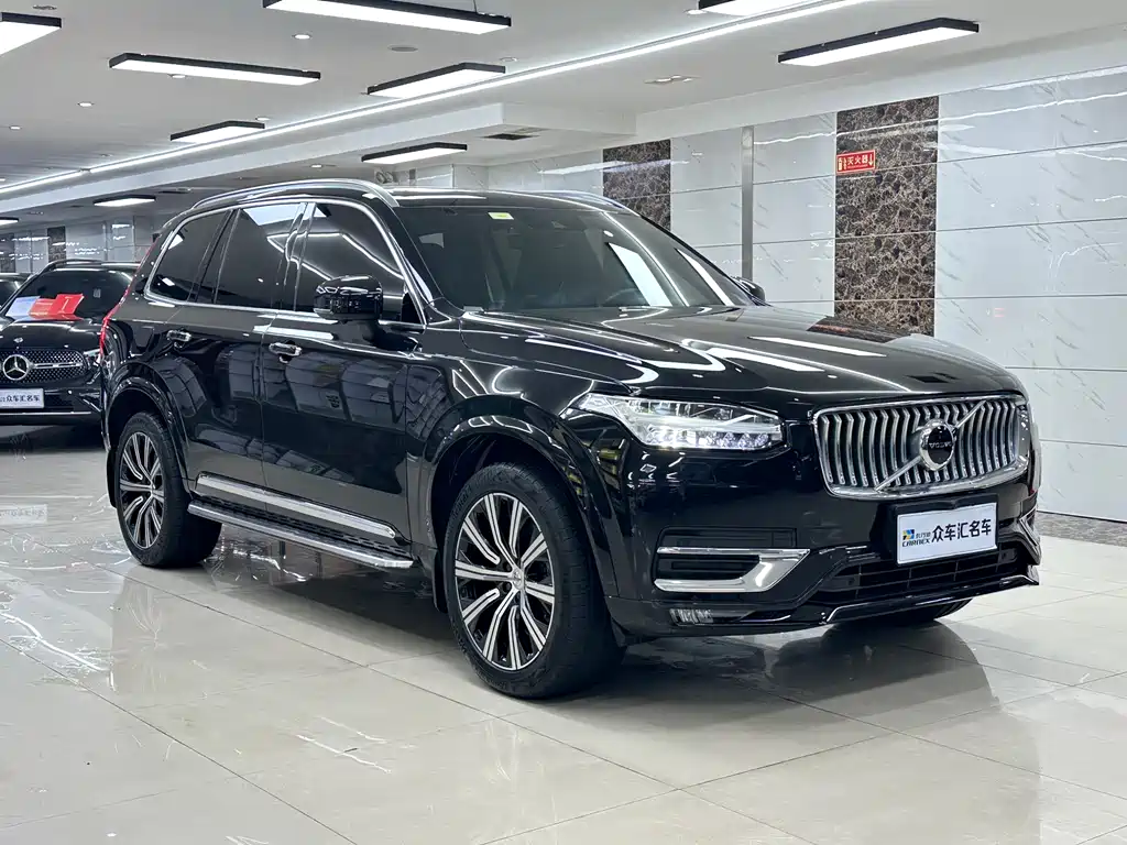 Volvo XC90 2021 B6 Luxury 7 мест