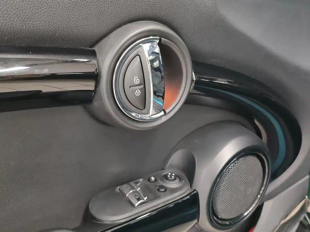 MINI Mini — миниатюра 16