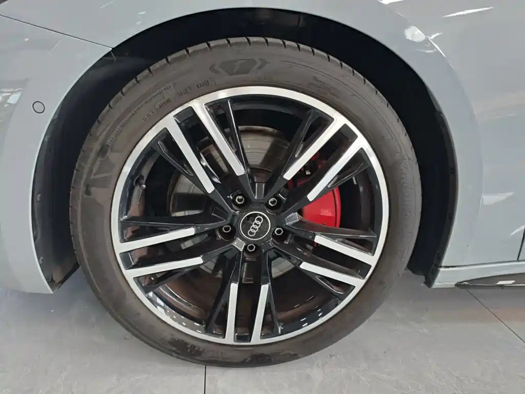 Audi A5L — миниатюра 23