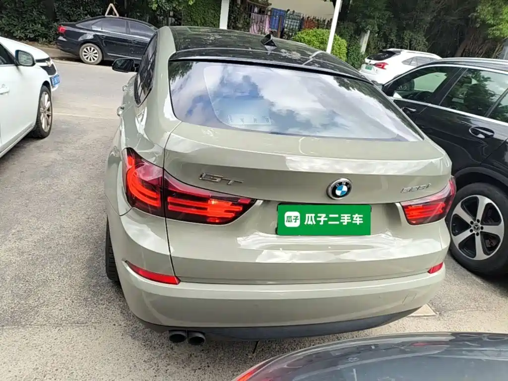BMW 5 Series GT — миниатюра 6