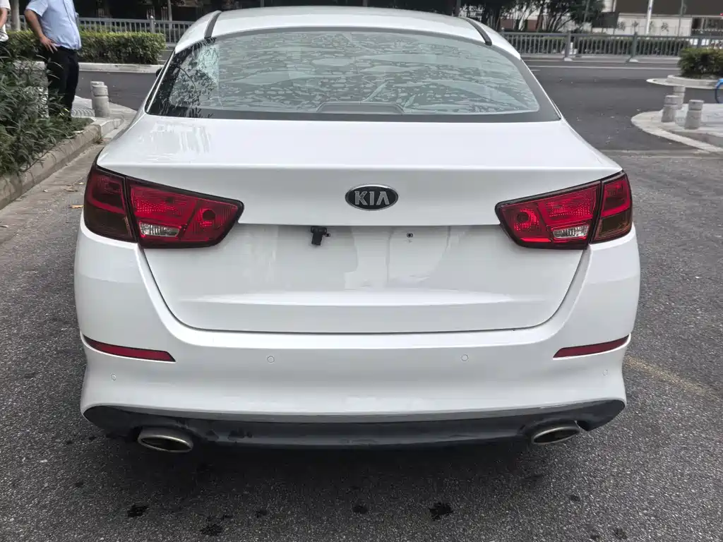 Kia K5 — миниатюра 10