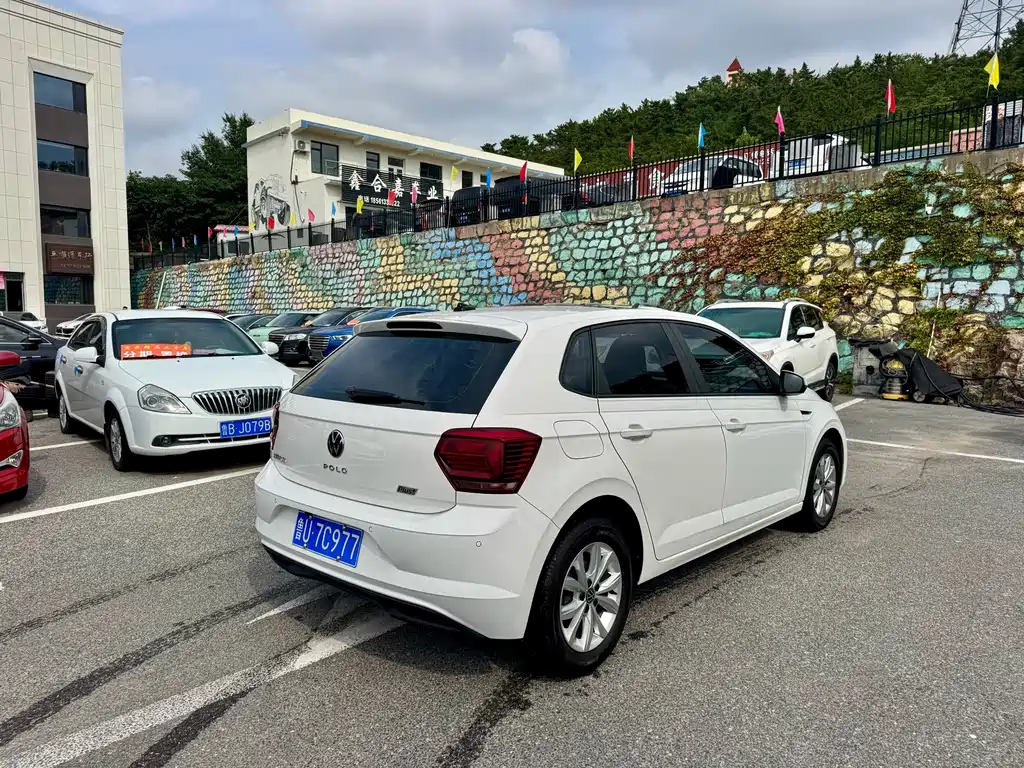 Volkswagen Polo — миниатюра 9