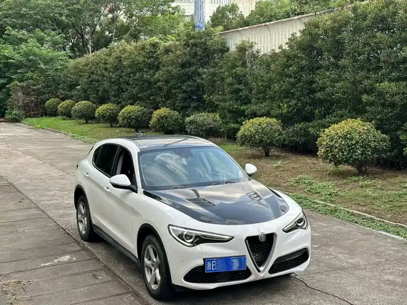 ALFA ROMEO STELVIO
