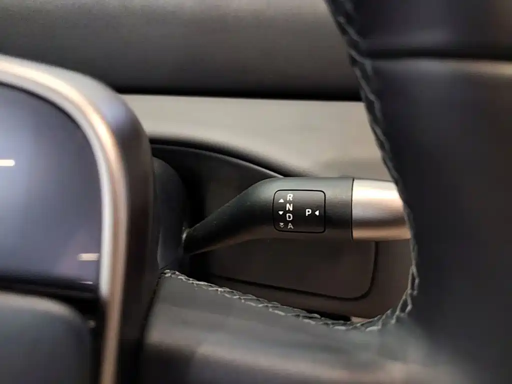 Li Auto Li MEGA — миниатюра 14