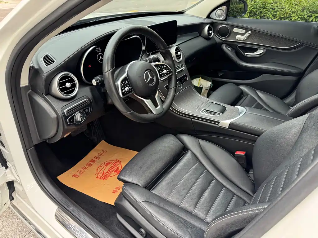 Mercedes-Benz C-Class — миниатюра 9