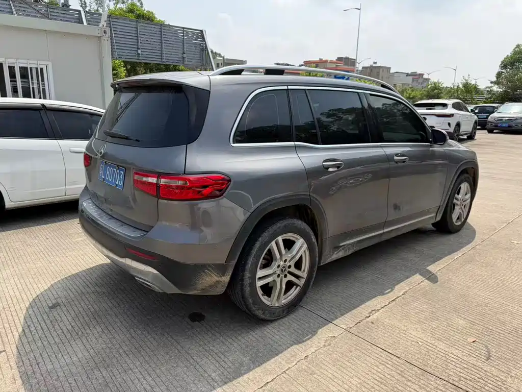 Mercedes-Benz GLB — миниатюра 9