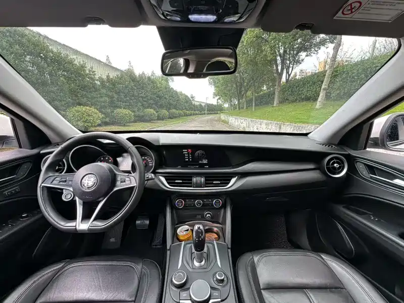 ALFA ROMEO STELVIO