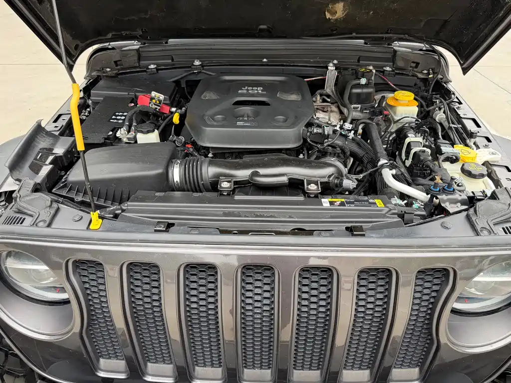Jeep Wrangler — миниатюра 25