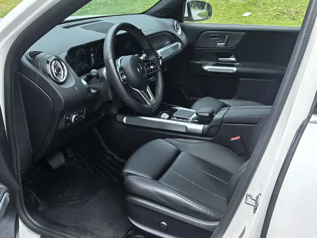Mercedes-Benz GLB 2023 GLB 220 Fashion