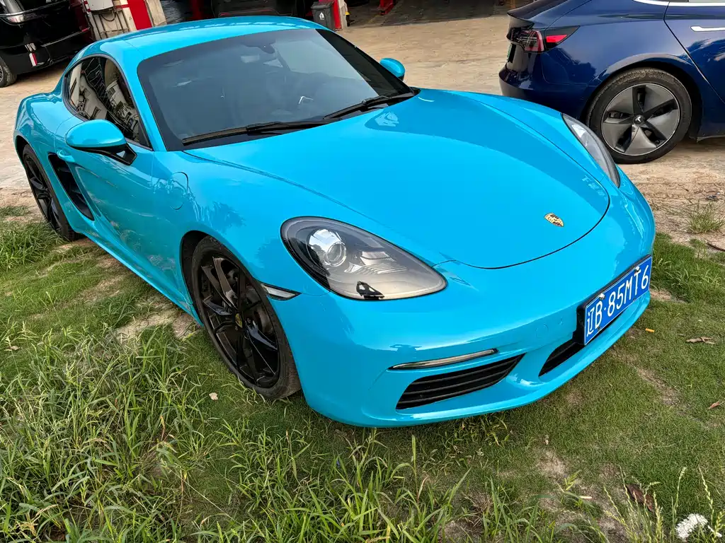 Porsche 718 2018 Cayman 2.0T
