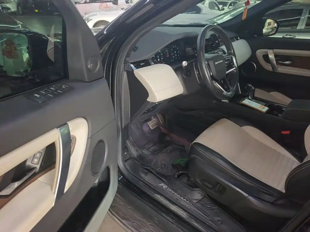 Land Rover Discovery Sport — миниатюра 16