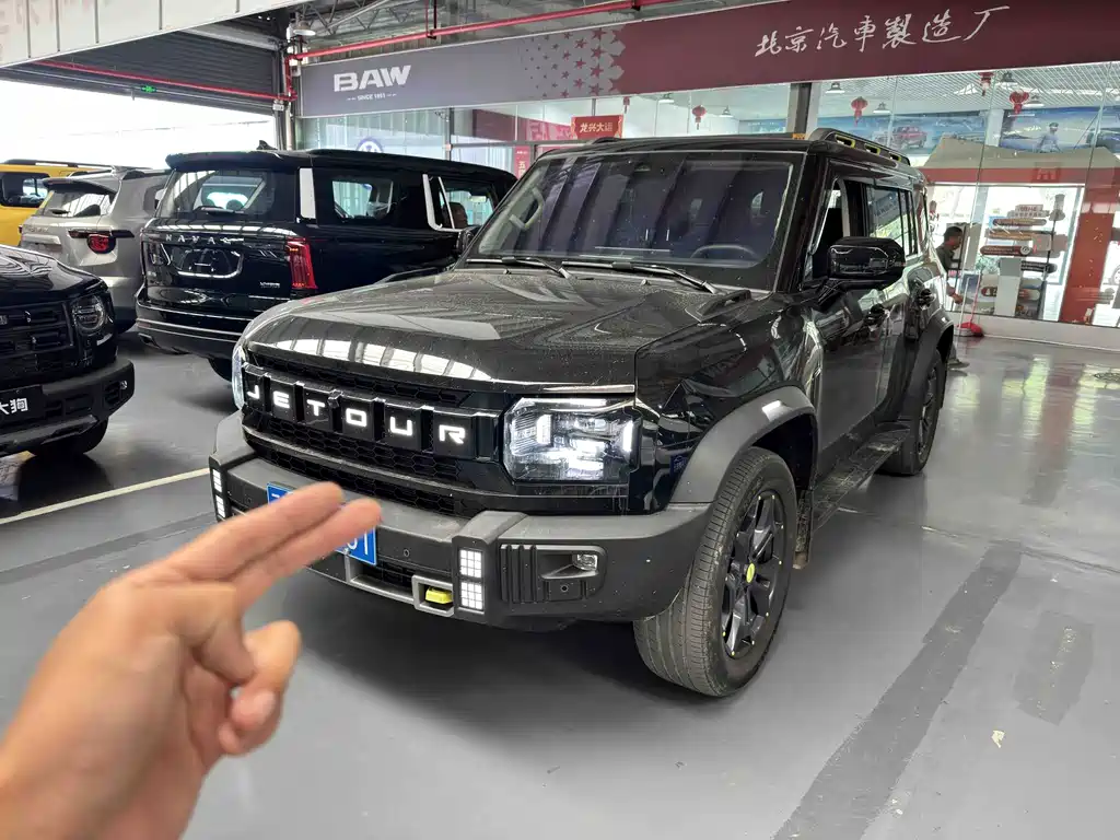Jetour Traveller