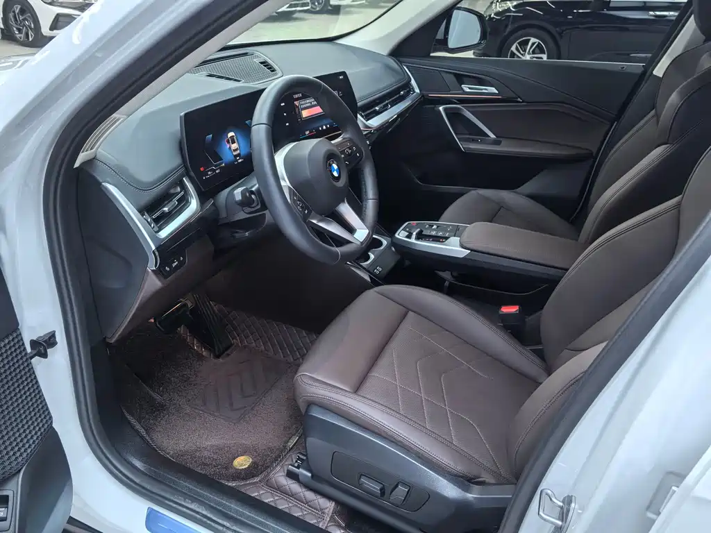 BMW X1 — миниатюра 5