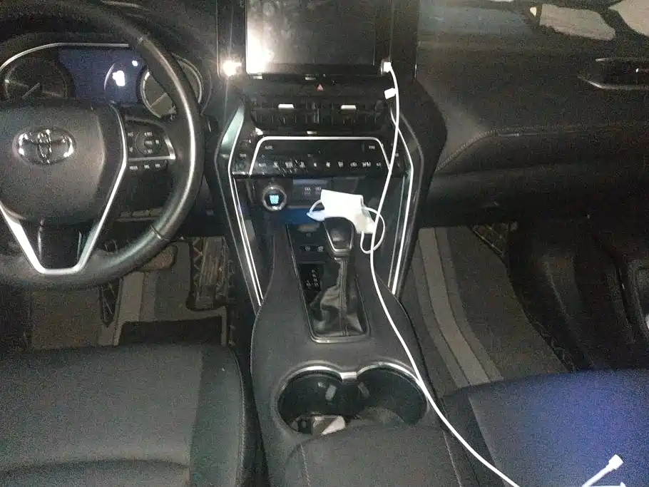 Toyota Venza — миниатюра 16