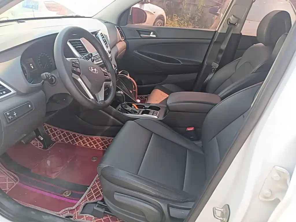 Hyundai Tucson — миниатюра 15