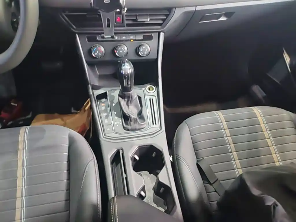 Volkswagen Lavida — миниатюра 14