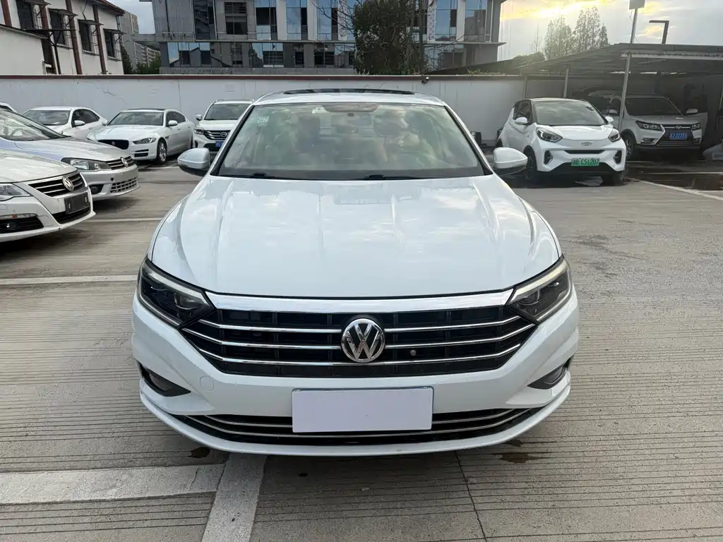 Volkswagen Sagitar — миниатюра 2