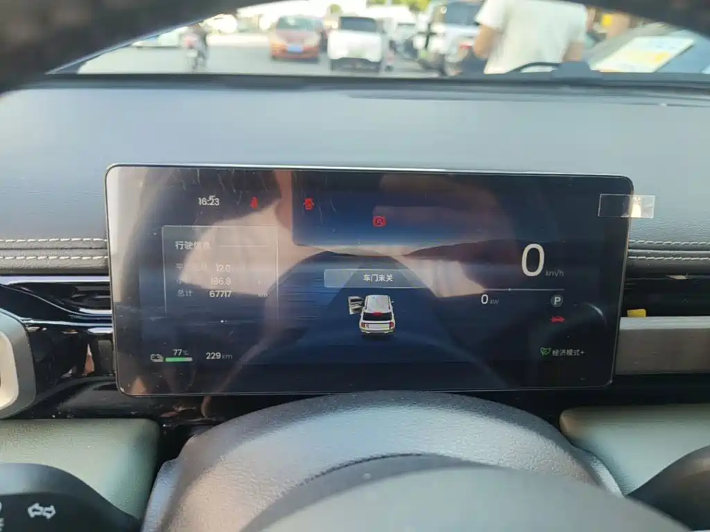 Baojun Yueye Plus — миниатюра 12