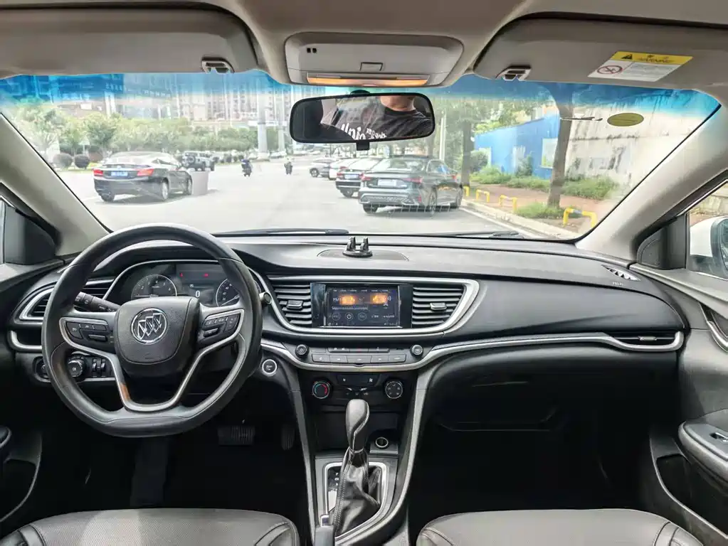 Buick Excelle — миниатюра 4