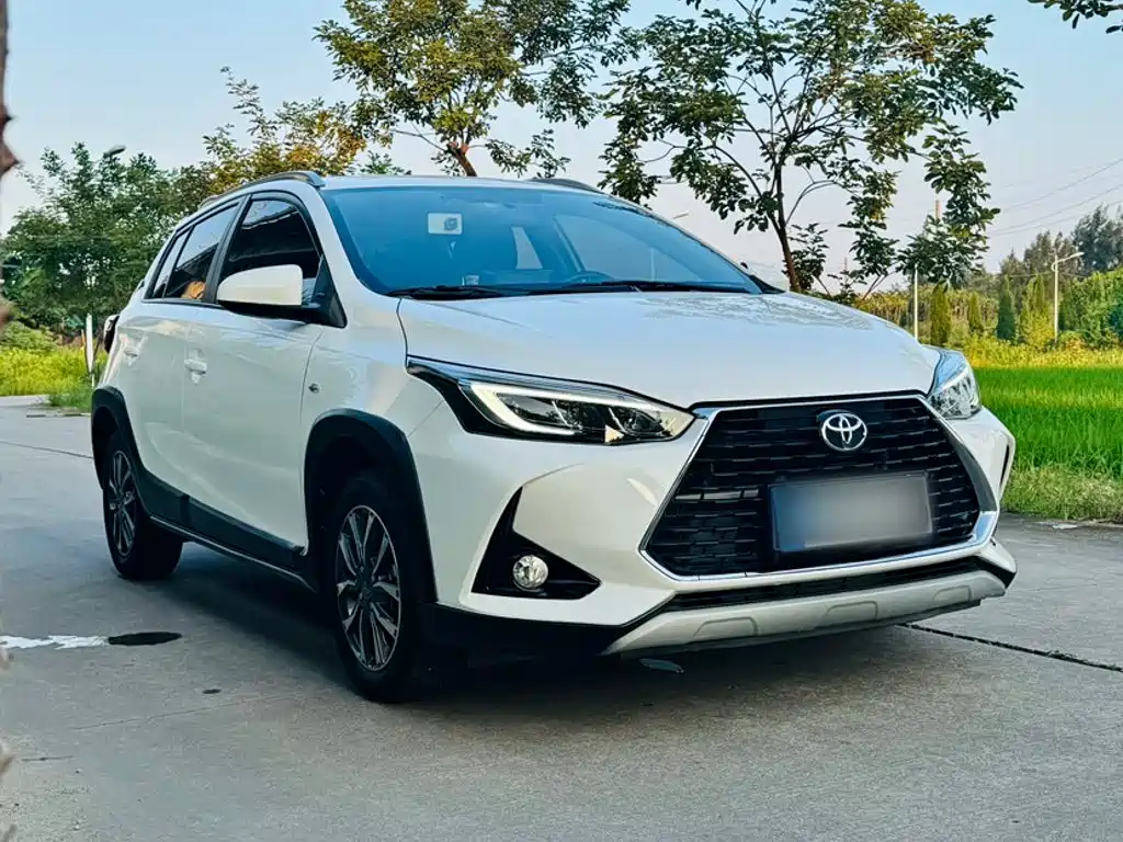 Toyota Yaris L — миниатюра 6