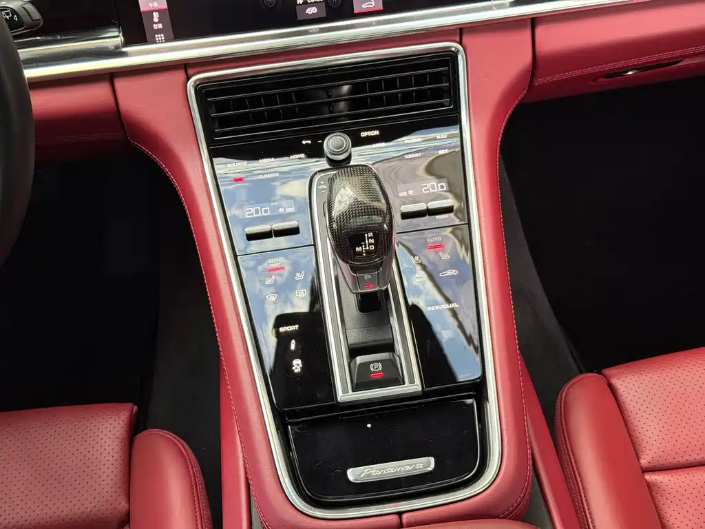 Porsche Panamera — миниатюра 12