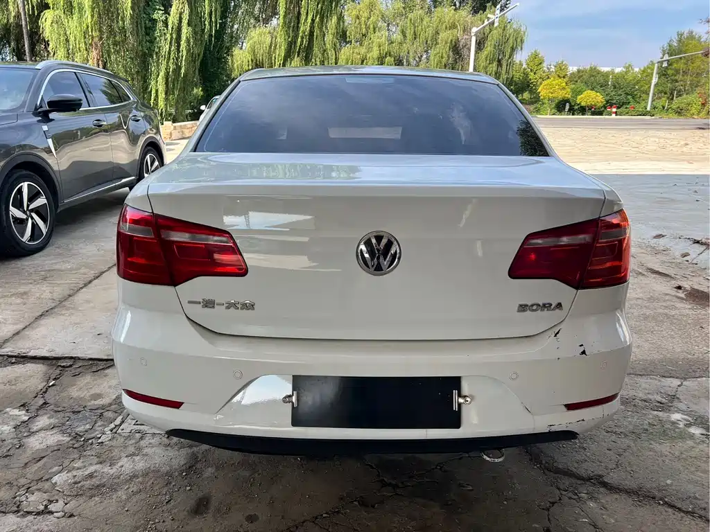 Volkswagen Bora — миниатюра 8