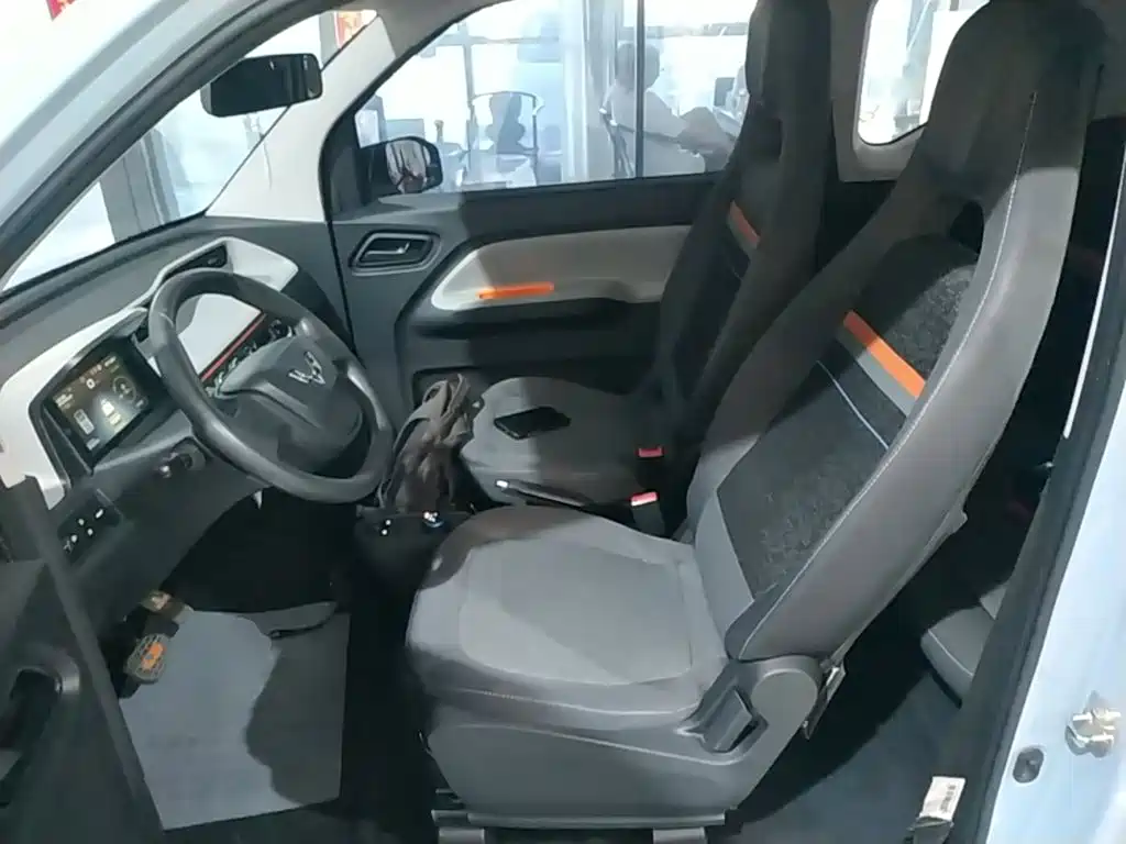 Wuling MINIEV — миниатюра 15