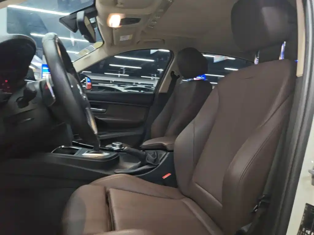 BMW 3 Series — миниатюра 15