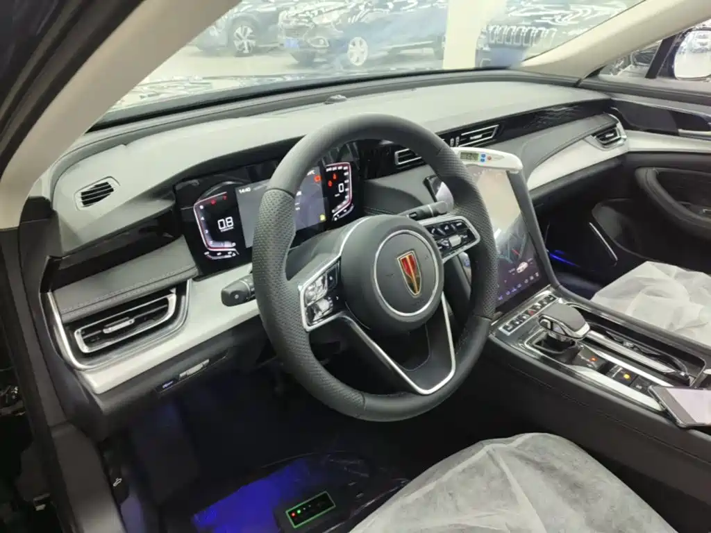 Hongqi Hongqi H5 — миниатюра 10