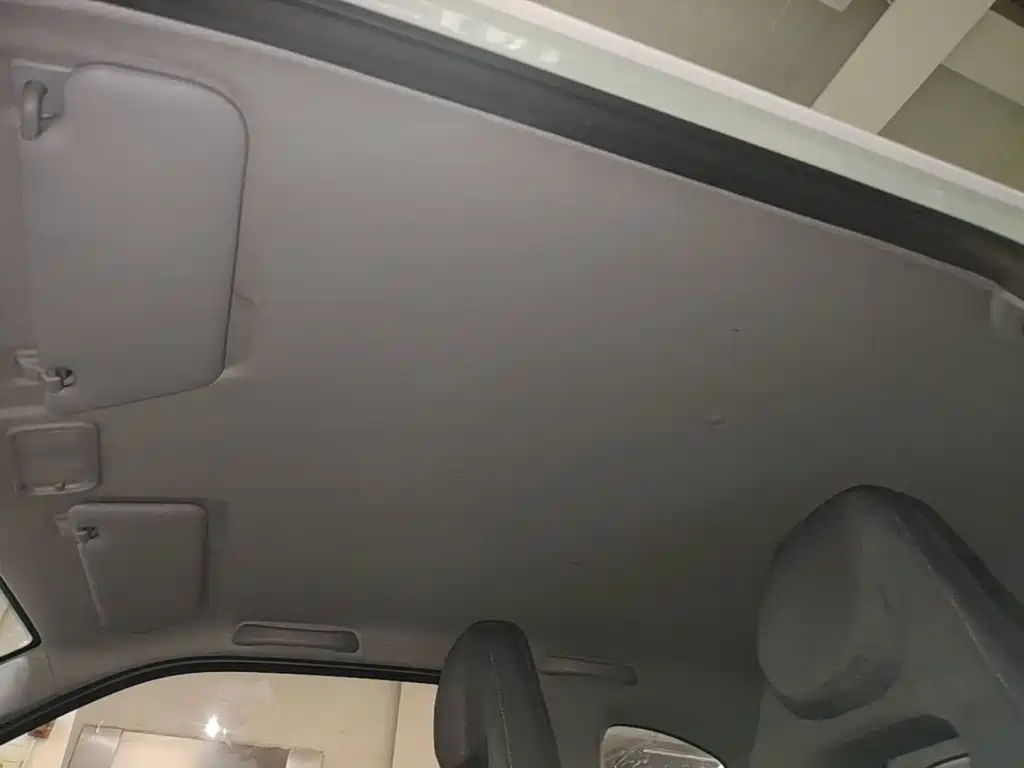 Wuling MINIEV — миниатюра 18