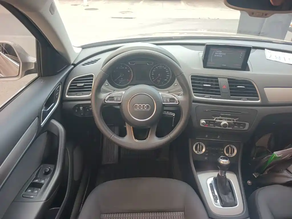 Audi Q3 — миниатюра 11