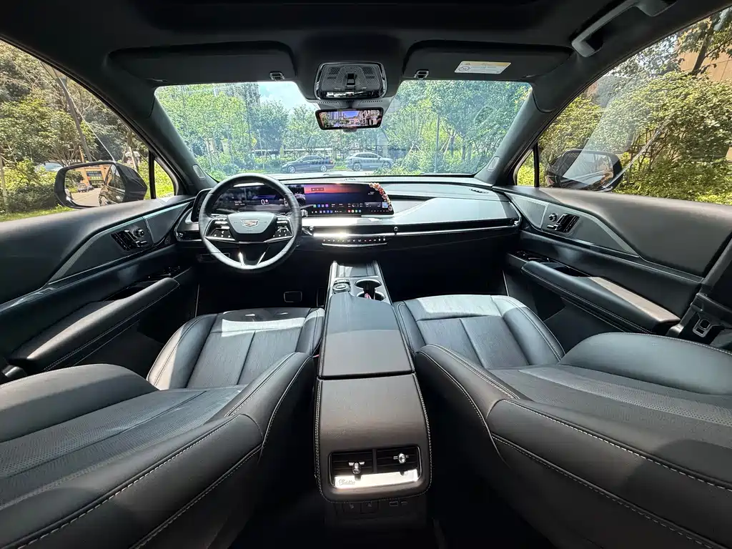 Cadillac XT5 — миниатюра 18