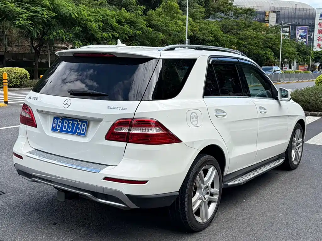 Mercedes-Benz M-Class — миниатюра 4