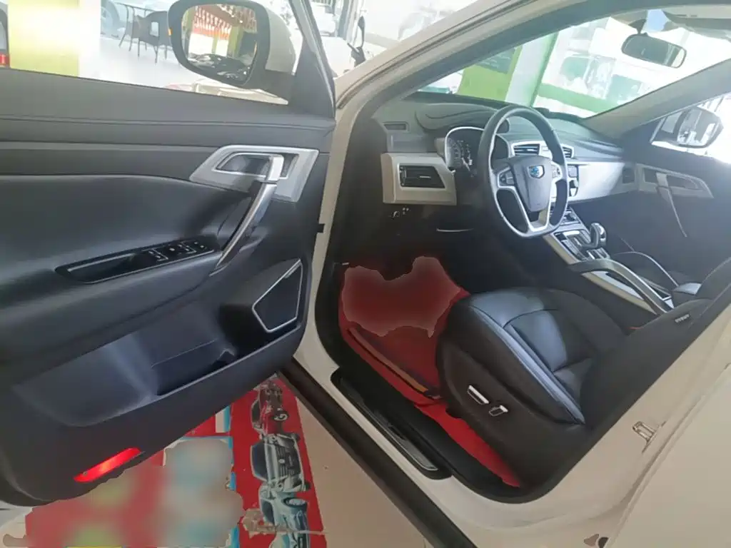 Geely Boyue — миниатюра 16