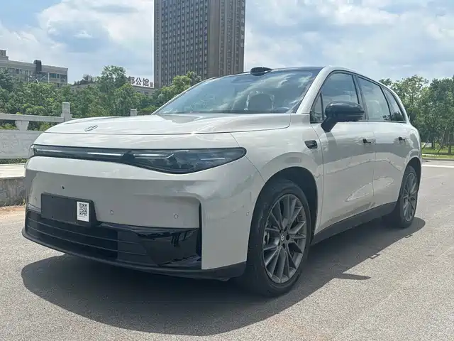 2025 Leapmotor C10