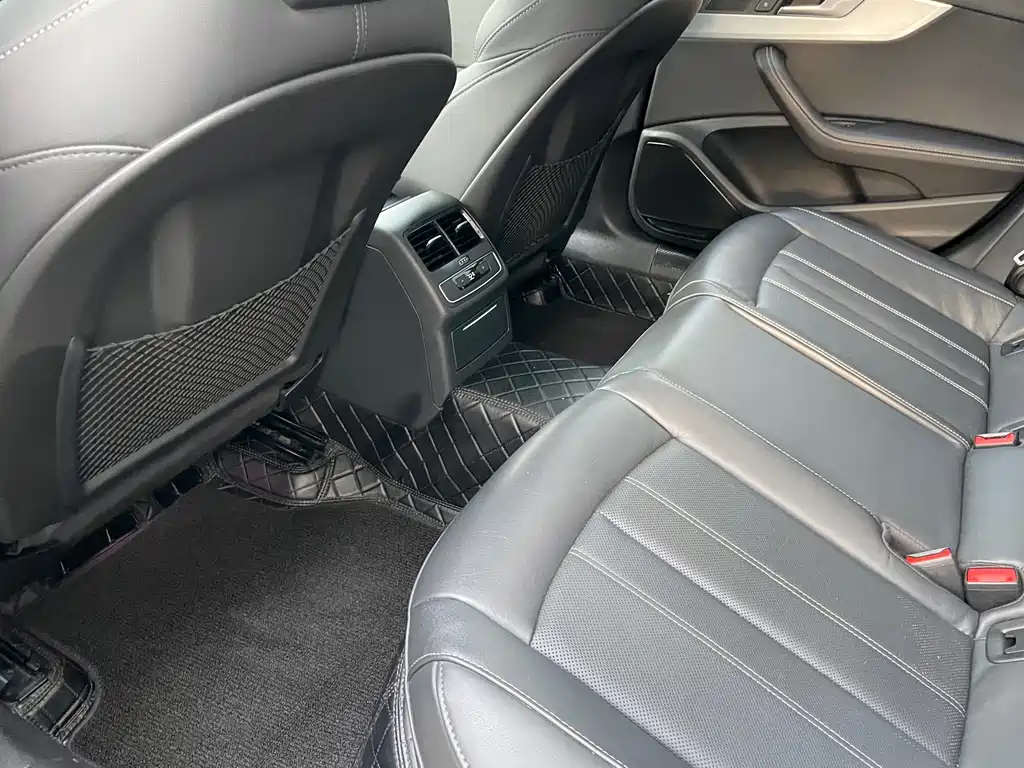Audi A4L — миниатюра 13