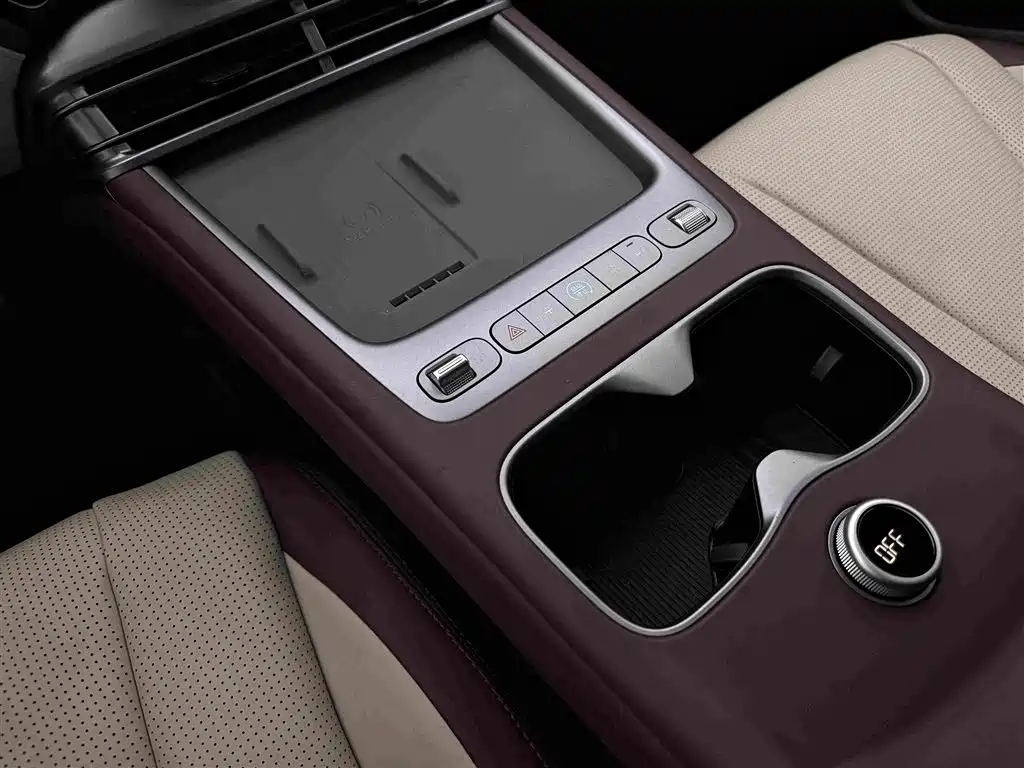 BYD Seal 07 DM-i — миниатюра 13