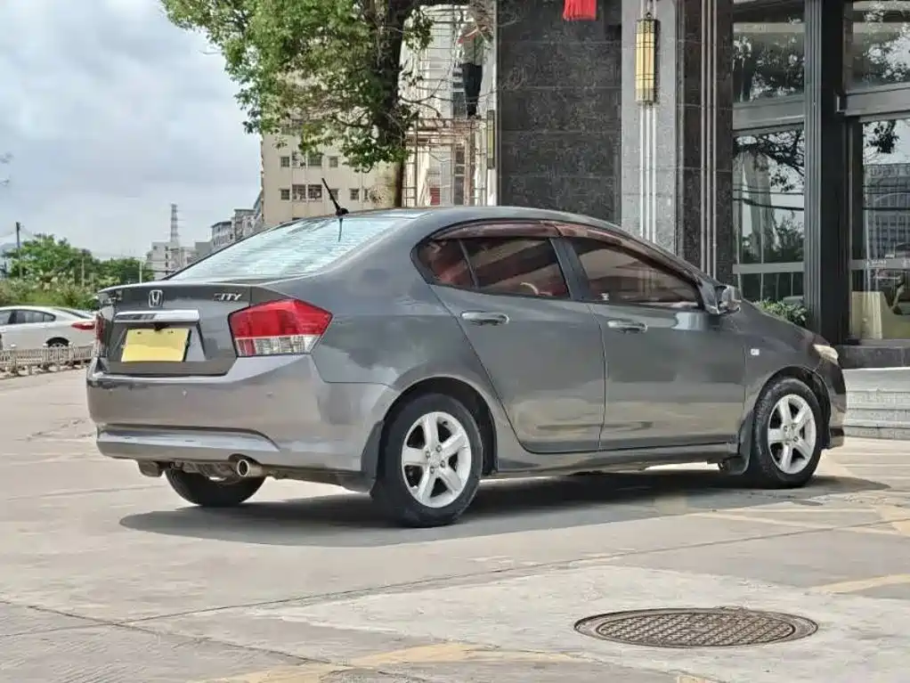 Honda City Classic — миниатюра 7